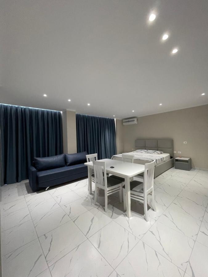 Modern Beachfront Apartments Sarandë 外观 照片