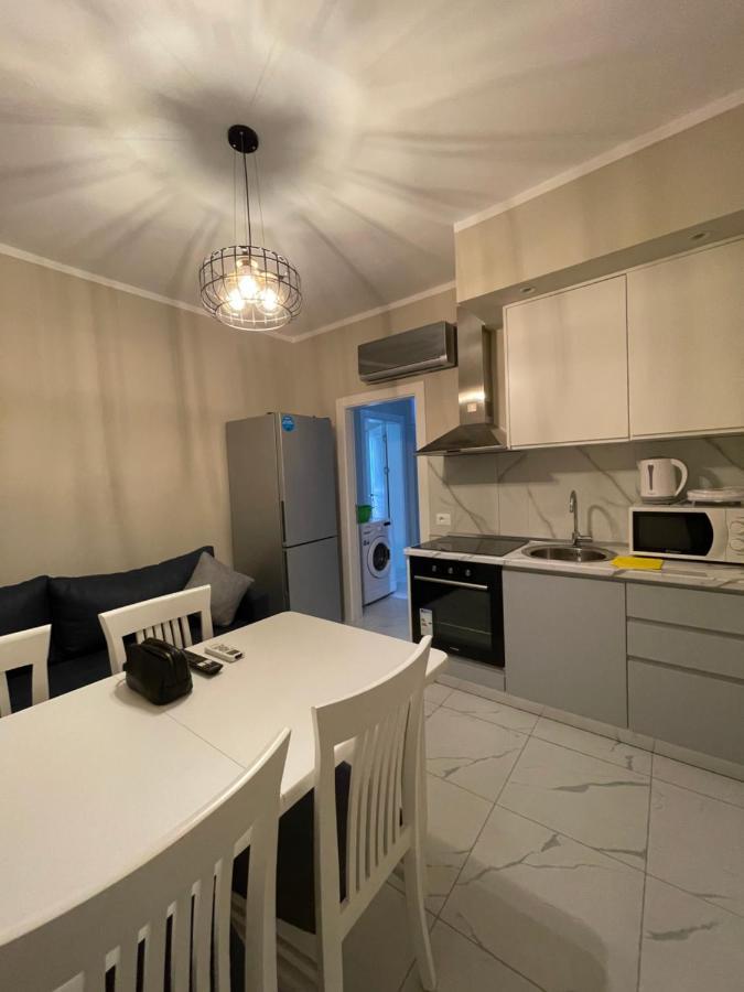Modern Beachfront Apartments Sarandë 外观 照片